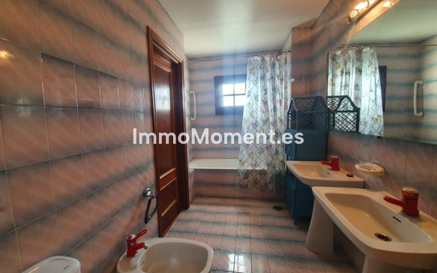 Revente - Villa - Intérieur                       - Guaro