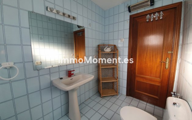 Revente - Villa - Intérieur                       - Guaro