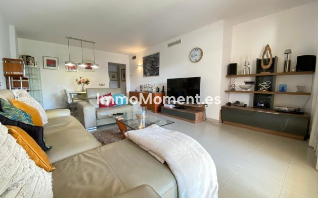 Reventa - Apartamento - Estepona  - Estepona Centro