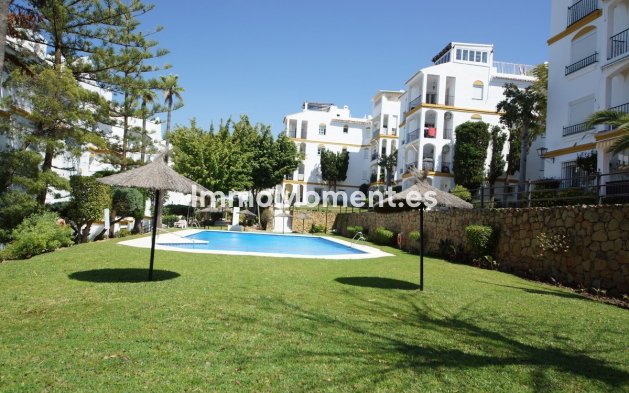 Revente - Appartement - Estepona  - Estepona Centro