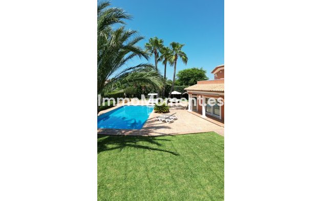 Revente - Villa - Denia - Denia Centro