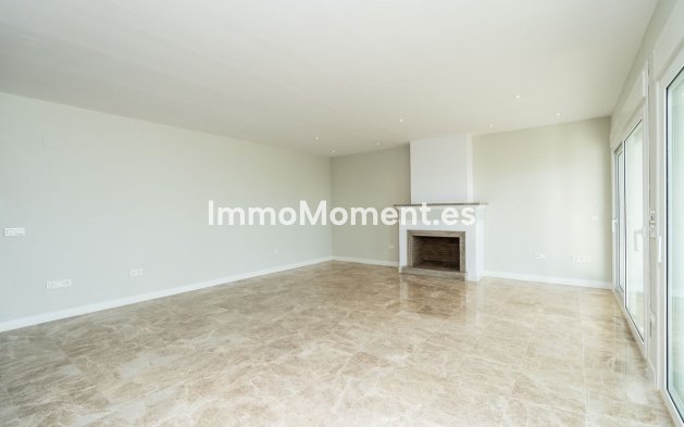 Resale - Apartment - Marbella - Santa Clara