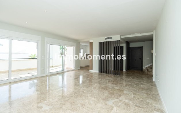 Resale - Apartment - Marbella - Santa Clara