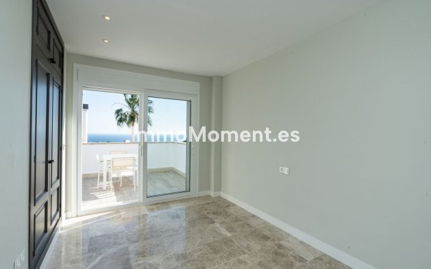 Resale - Apartment - Marbella - Santa Clara