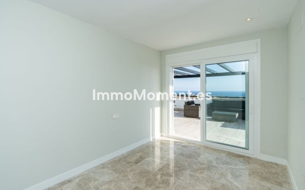 Resale - Apartment - Marbella - Santa Clara