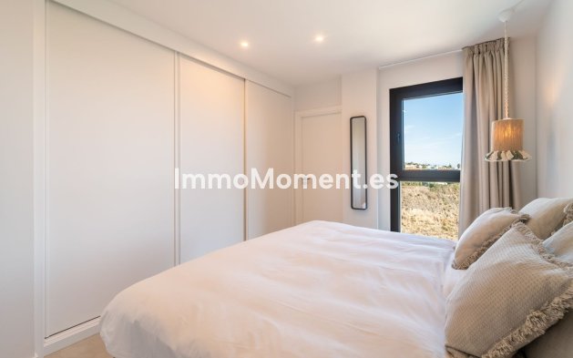 Resale - Apartment - Fuengirola - Higueron