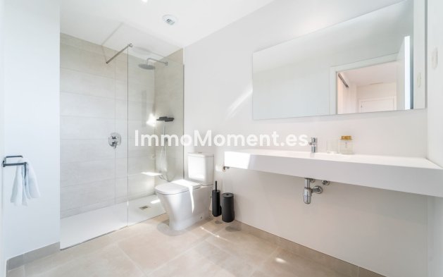 Resale - Apartment - Fuengirola - Higueron