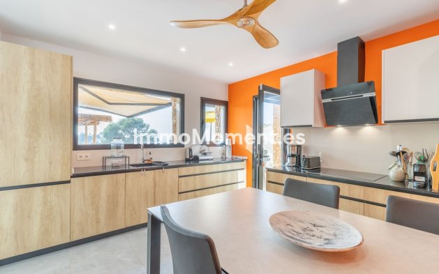 Resale - Villa - Teulada - Moraira