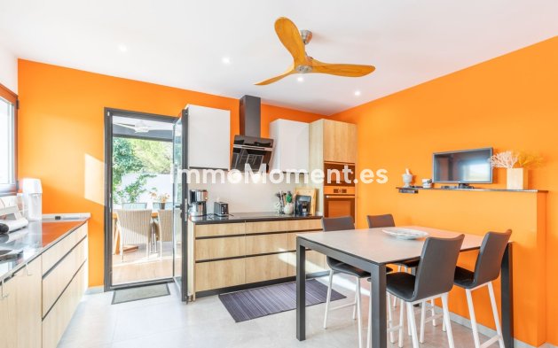 Resale - Villa - Teulada - Moraira