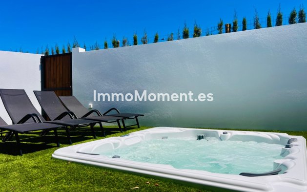 Resale - Villa - Teulada - Moraira