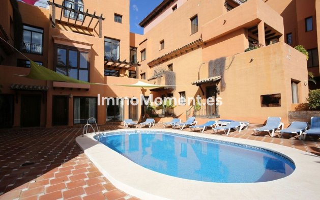 Reventa - Apartamento - Estepona  - Estepona Centro