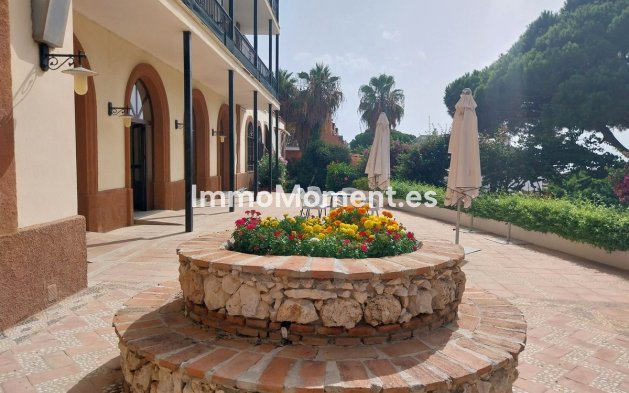 Resale - Apartment - Mijas - Calahonda