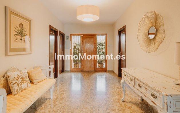 Wiederverkauf - Villa - Marbella - Marbesa