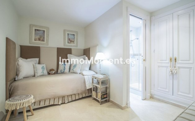 Wiederverkauf - Wohnung - Marbella - Nueva Andalucía