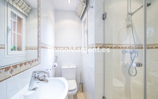 Wiederverkauf - Wohnung - Marbella - Nueva Andalucía