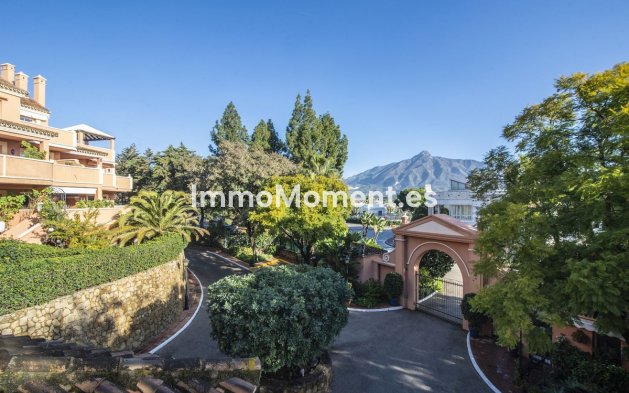 Wiederverkauf - Wohnung - Marbella - Nueva Andalucía