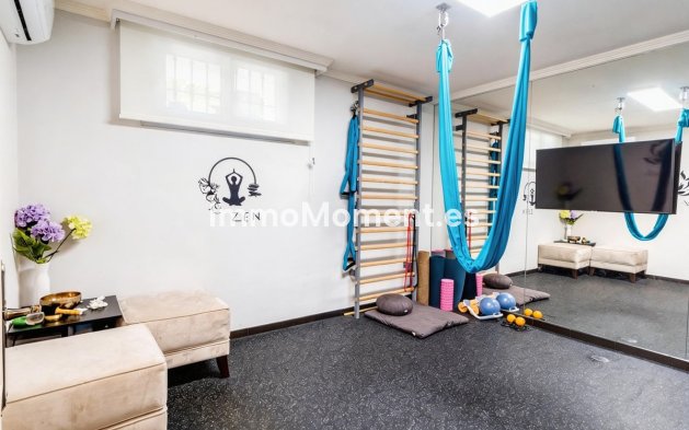 Wiederverkauf - Villa - Estepona  - Estepona Centro