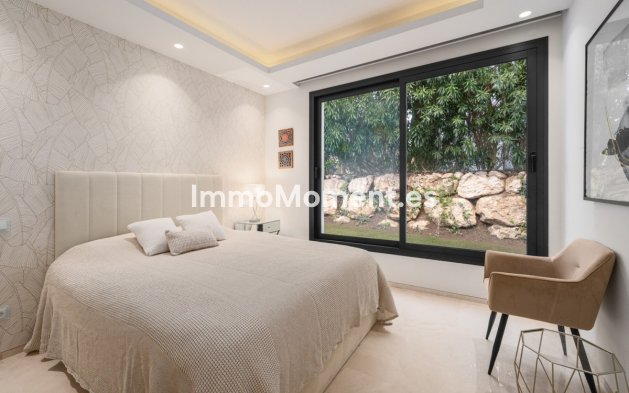 Revente - Villa - Marbella - Nueva Andalucía