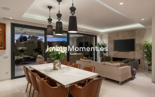 Revente - Villa - Marbella - Nueva Andalucía