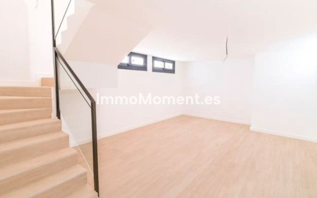 Resale - Villa - Manilva - La Duquesa