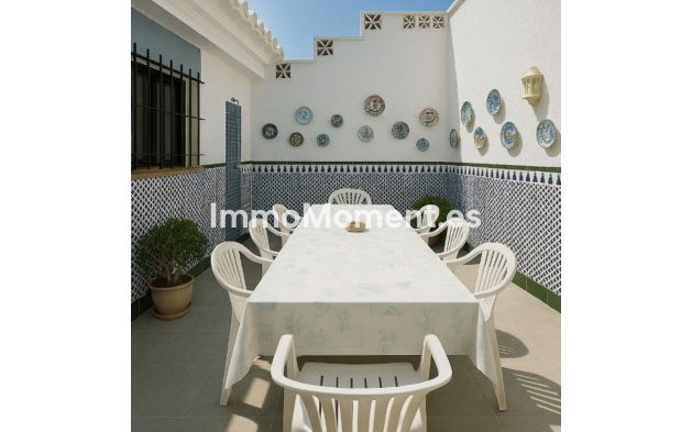 Resale - Villa - Manilva - La Duquesa