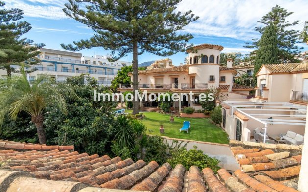 Revente - Maison mitoyenne - Estepona  - Estepona Centro
