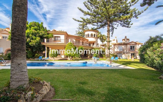 Revente - Maison mitoyenne - Estepona  - Estepona Centro