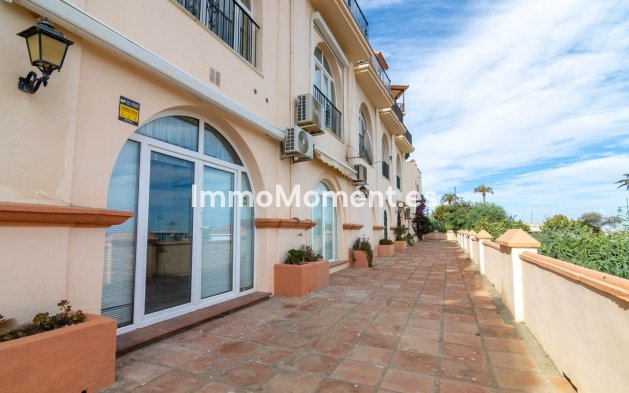 Revente - Maison mitoyenne - Estepona  - Estepona Centro