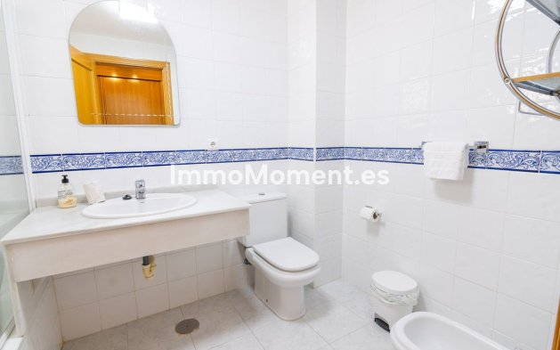 Wiederverkauf - Wohnung - Estepona  - Estepona Centro