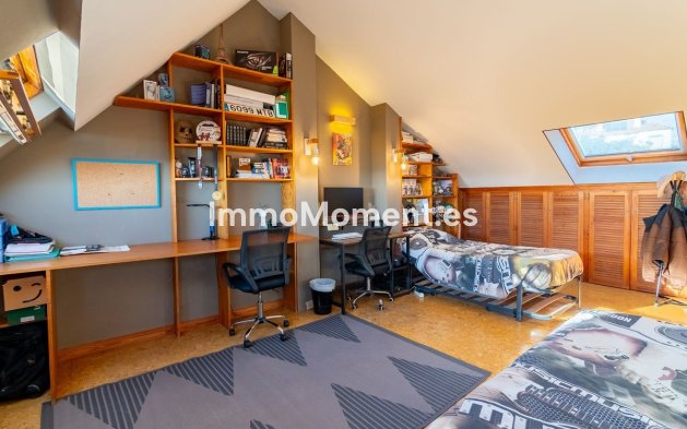 Revente - Maison mitoyenne - Estepona  - Estepona Centro