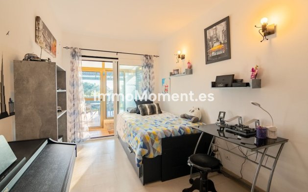 Revente - Maison mitoyenne - Estepona  - Estepona Centro