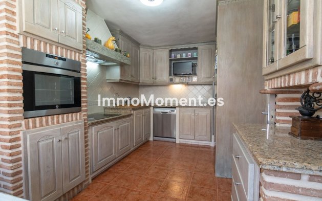 Revente - Maison mitoyenne - Estepona  - Estepona Centro