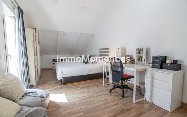 Revente - Maison mitoyenne - Estepona  - Estepona Centro