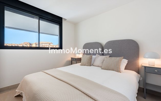 Resale - Apartment - Fuengirola - Carvajal