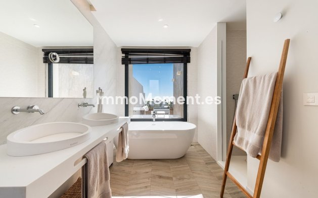 Bestaande woning - Geschakelde woning - Marbella - Cabopino