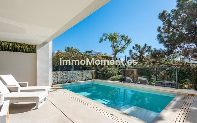 Bestaande woning - Geschakelde woning - Marbella - Cabopino