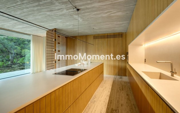 Resale - Villa - Benahavís - El Madroñal