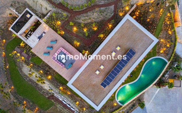 Resale - Villa - Benahavís - El Madroñal