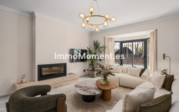 Resale - Villa - Marbella - Nueva Andalucía