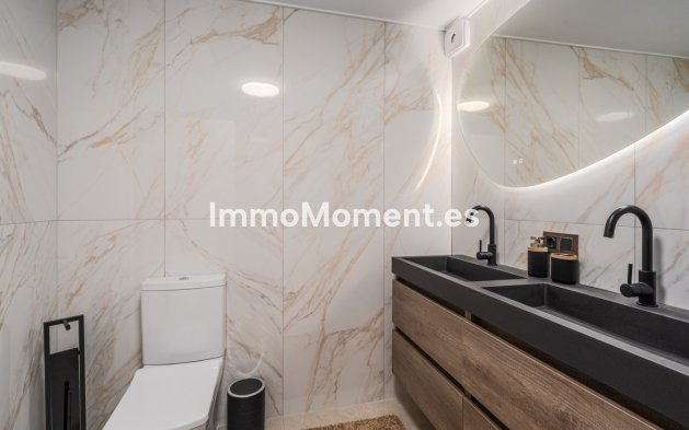 Resale - Villa - Marbella - Nueva Andalucía