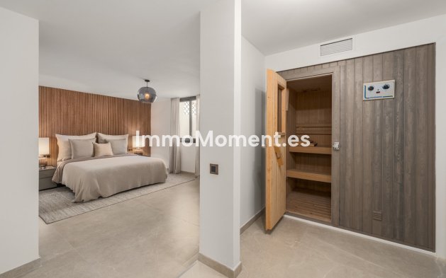 Resale - Villa - Marbella - Nueva Andalucía