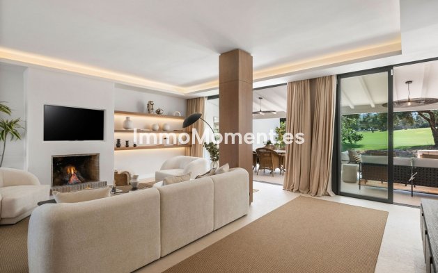 Bestaande woning - Geschakelde woning - Marbella - Nueva Andalucía