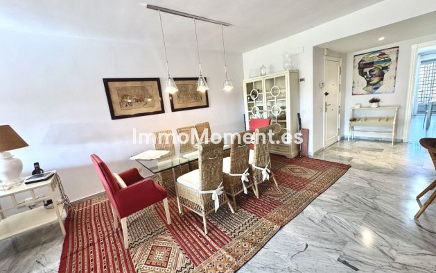 Resale - Apartment - Marbella - Guadalmina Baja