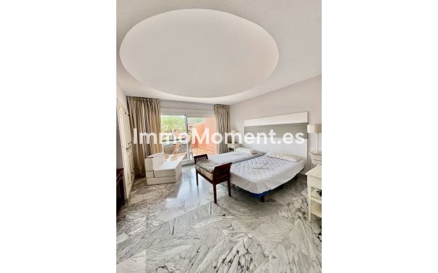 Resale - Apartment - Marbella - Guadalmina Baja