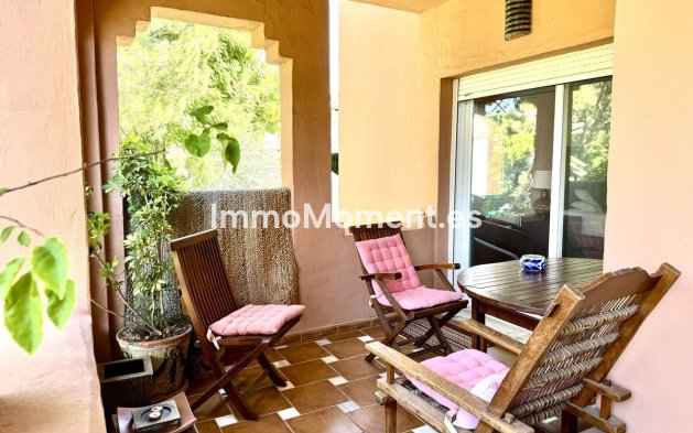 Resale - Apartment - Marbella - Guadalmina Baja