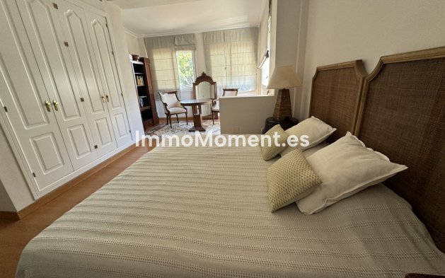 Resale - Apartment - Marbella - Guadalmina Baja
