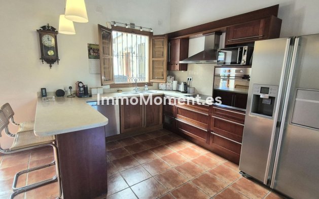 Revente - Villa - Intérieur                       - Coín