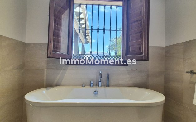 Revente - Villa - Intérieur                       - Coín