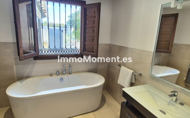 Revente - Villa - Intérieur                       - Coín