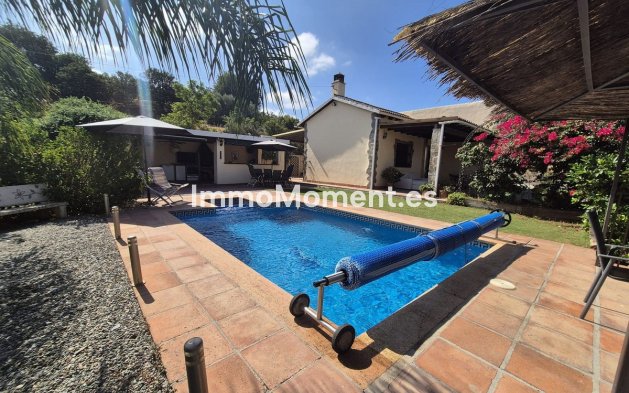 Revente - Villa - Intérieur                       - Coín